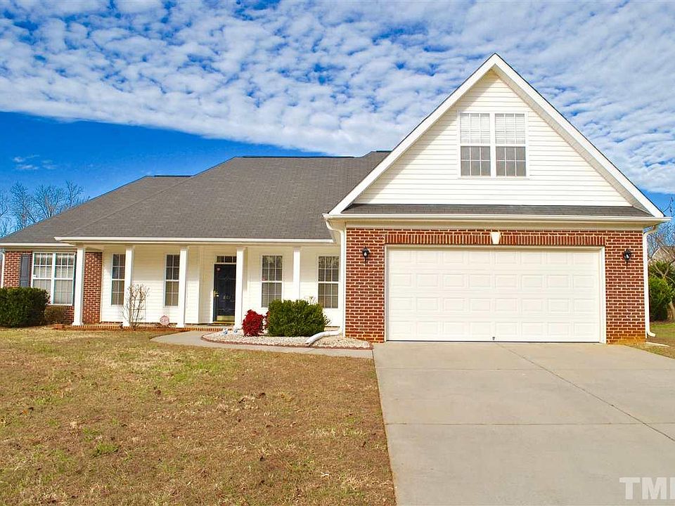 1st image of 801 Croftwood Dr