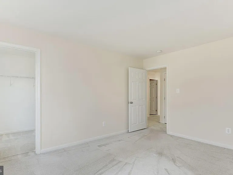 3795 Louise Ave — Photo 17