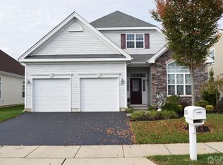 151 Diamond Spring Dr, Monroe, NJ 08831