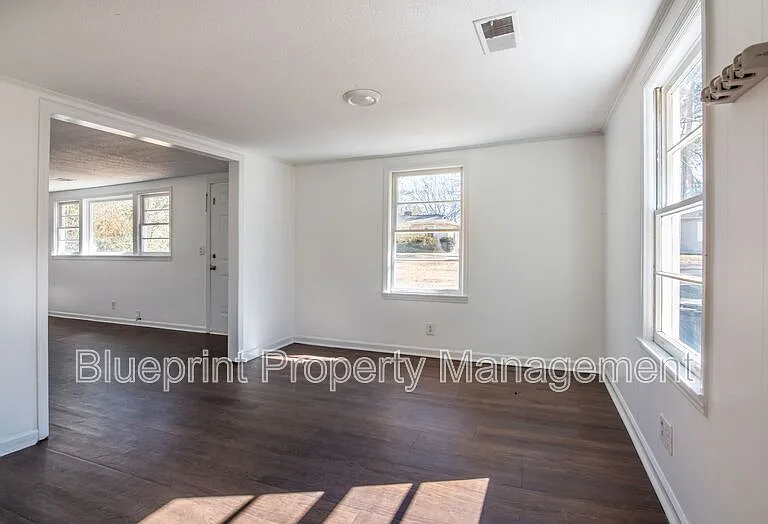 119 Wheeler Dr — Photo 12