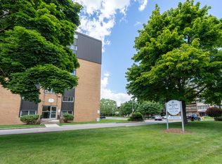 875 Colborne Rd, Sarnia, ON N7V 3K1