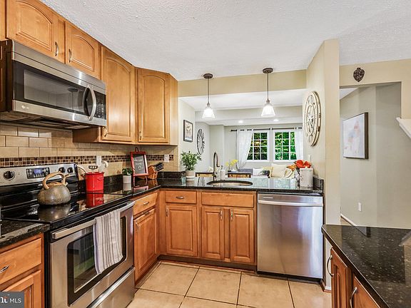 4th image of 8631 Kenosha Ct