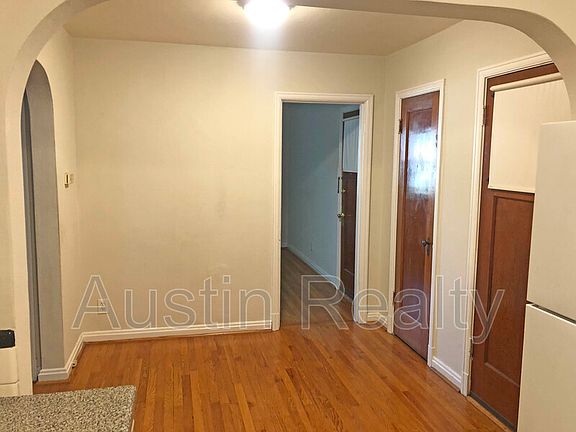 4th image of 1215 Moorlands Dr #1N