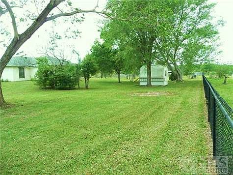 3rd image of 17755 38th Ln N
