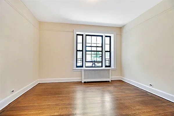 Rented by LG Fairmont Group | media 21