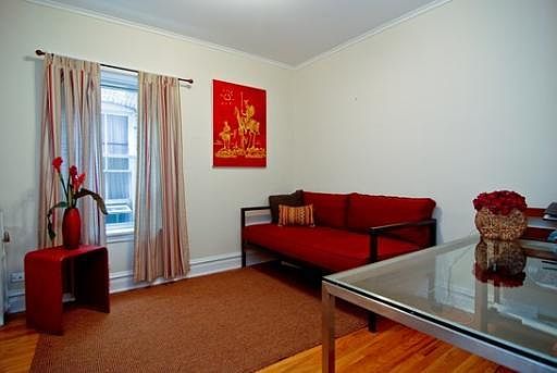 5th image of 343 W Dickens Ave #C