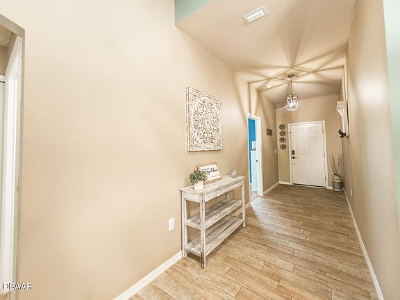 5th image of 349 Dahoon Holly Dr