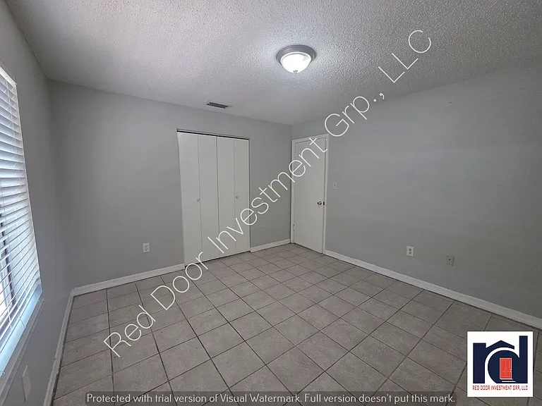 1127 Beecher St — Photo 24