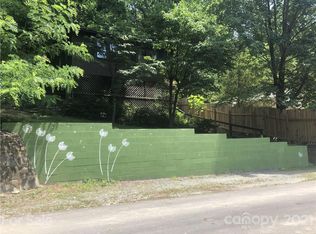 395 Terrace Dr, Lake Lure, NC 28746