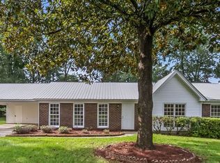 4215 Smith St, Northport, AL 35473