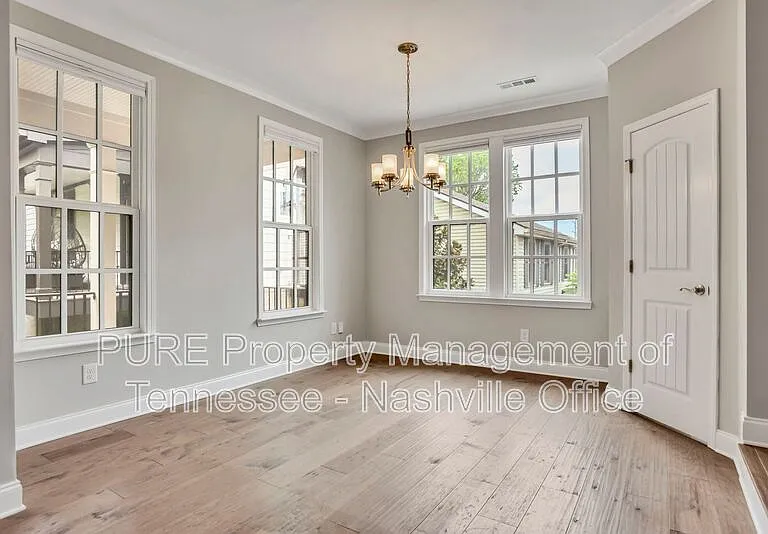 201 H Burns Ave — Photo 8