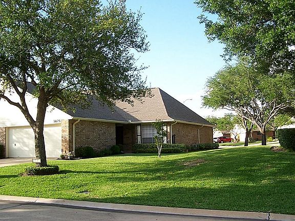 4th image of 3603 Teakwood Ln