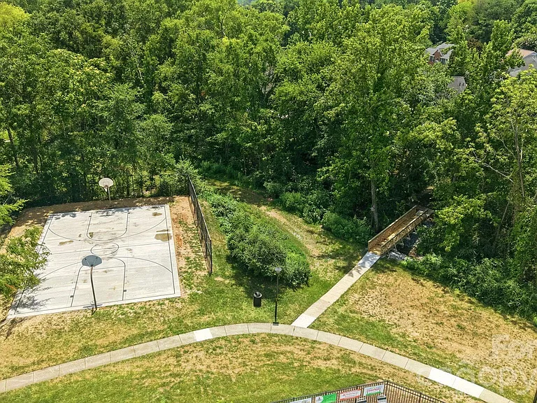 9501 Constitution Hall Dr — Photo 37