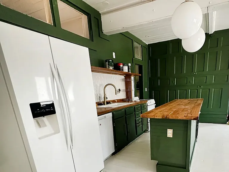 333 Frio City Rd #1 — Photo 3