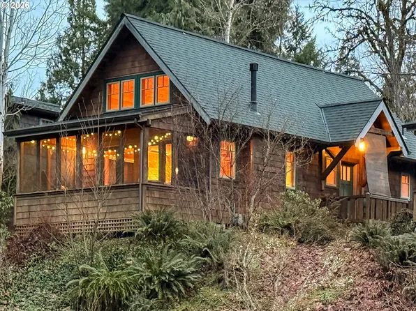 56483 McKenzie Hwy Unit 16, Blue River, OR 97413