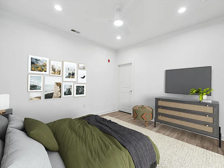 The Residences At 1424 — Photo 5