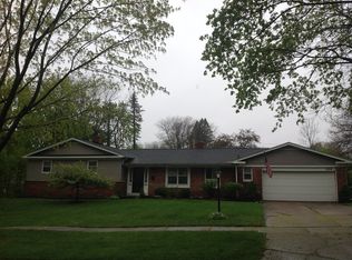 11326 Brookshire Dr, Grand Blanc, MI 48439