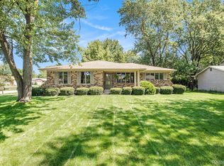 5367 Sturbridge Rd, Grand Blanc, MI 48439
