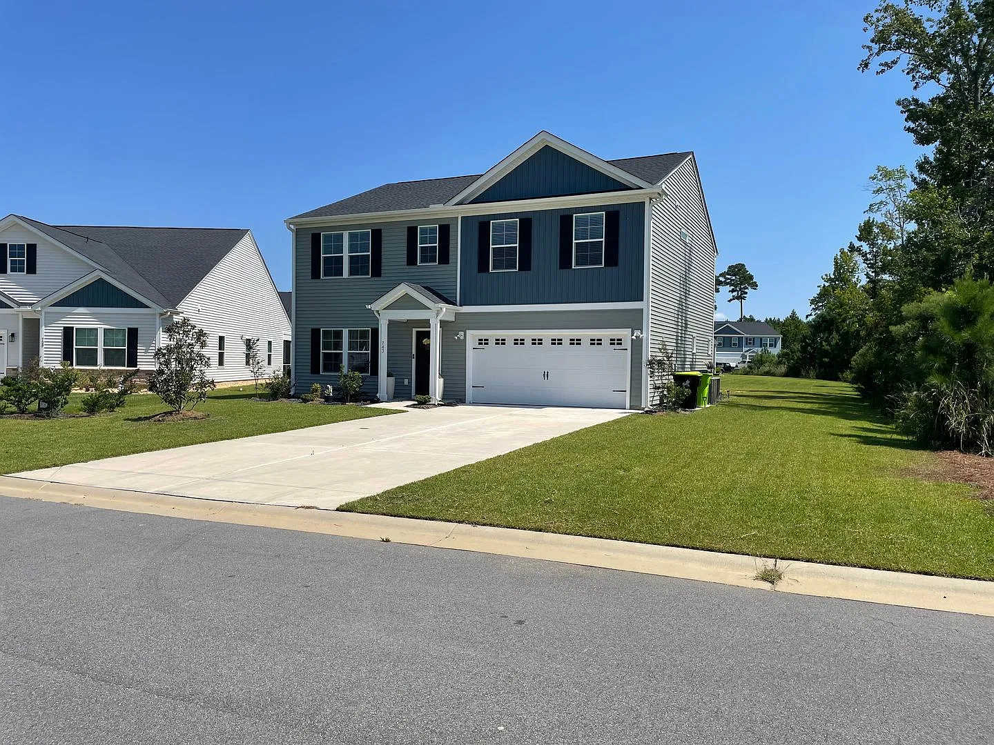 Unfurnished 3 Bedroom 2.5 bathroom with Flex Room and Upstairs Loft Allston Park in Calabash NC — Photo 1
