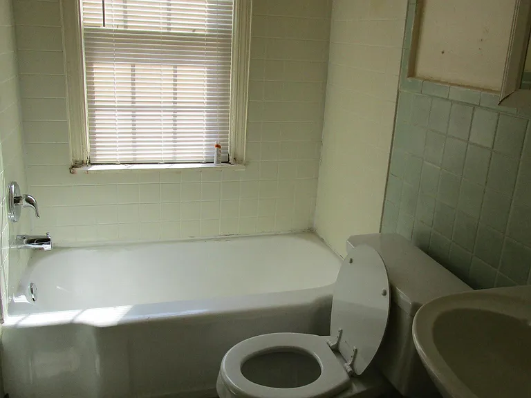 5818 Elmer St #1 — Photo 9
