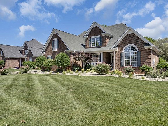 2nd image of 1734 Satinwood Dr