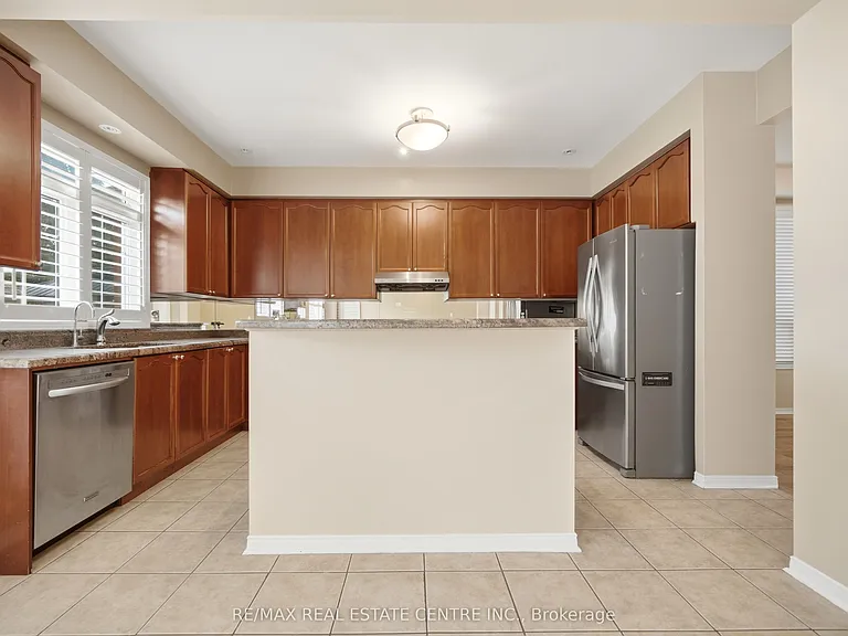 5218 Oscar Peterson Blvd — Photo 13