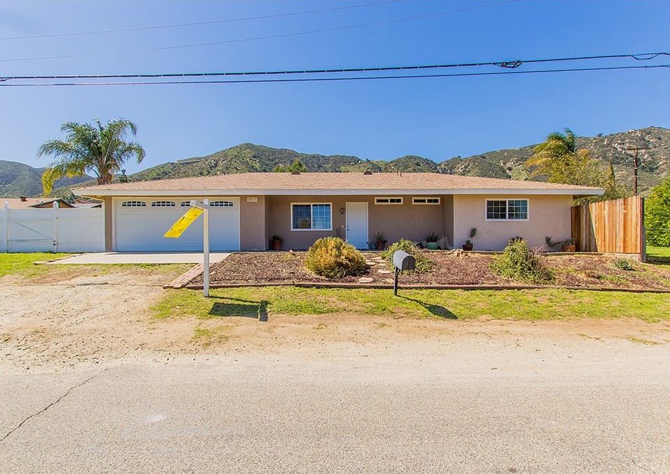 1st image of 15575 Laguna Ave
