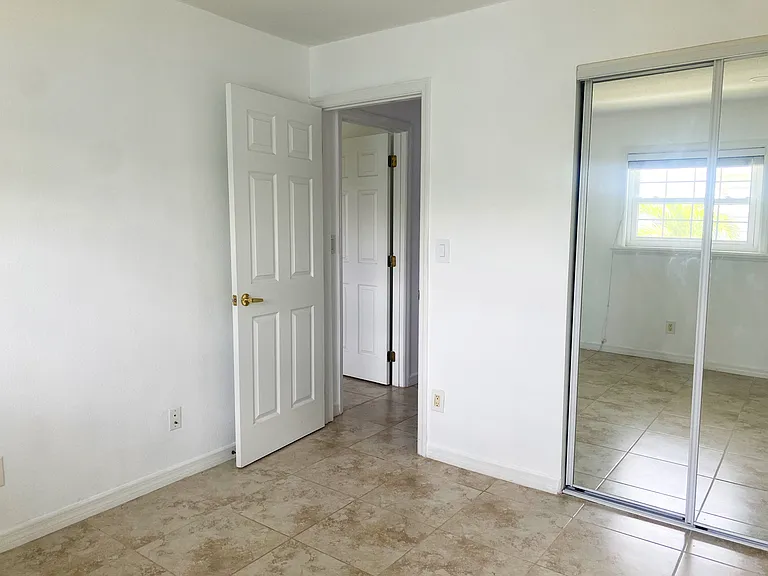 3342 N Key Dr #L6 — Photo 14