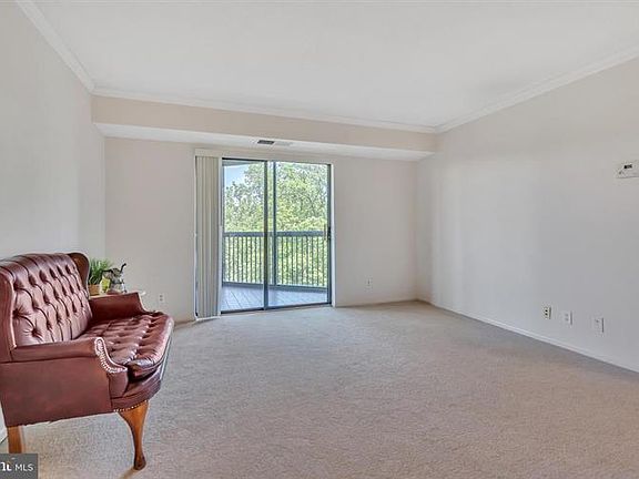 5th image of 5903 Mount Eagle Dr APT 610