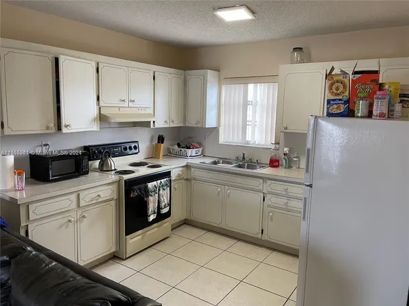 1825 Cleveland St APT 14, Hollywood, FL 33020