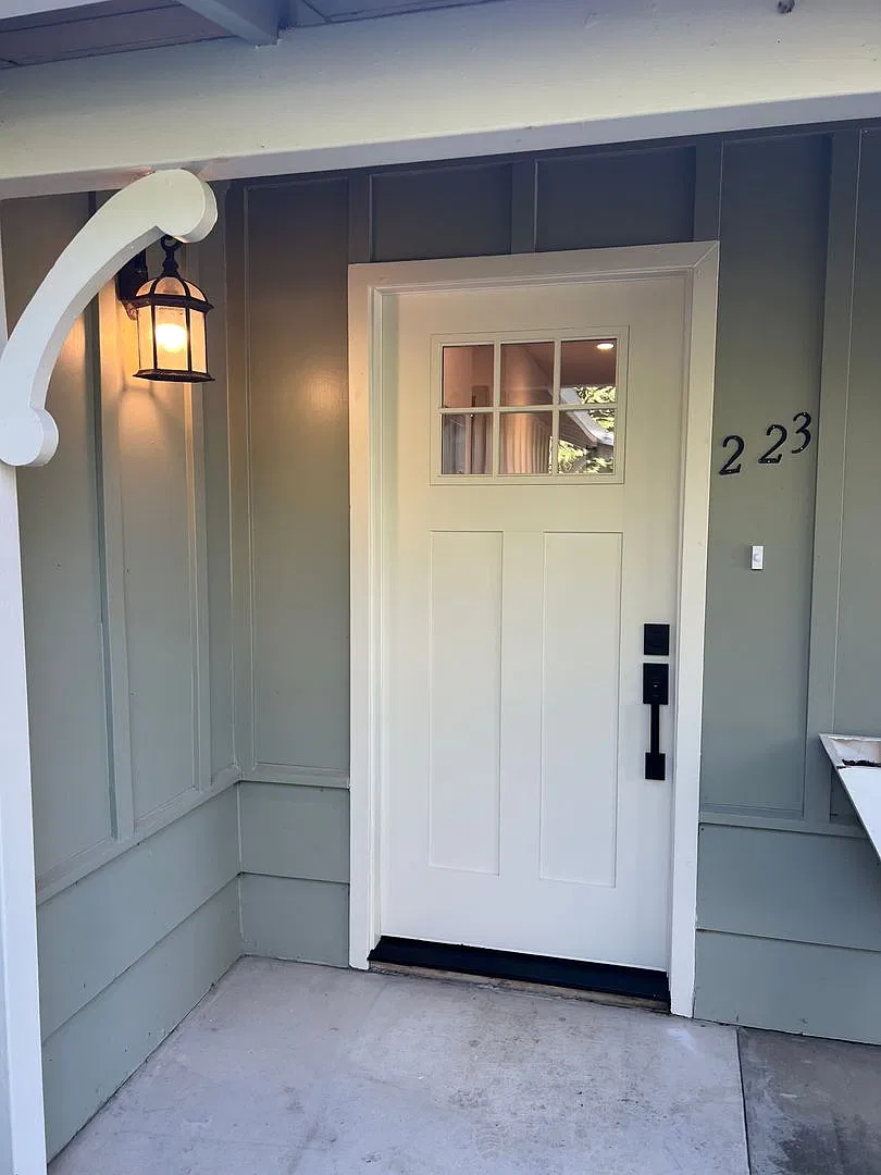 Recently Remodeled 1BR/1BA Home in 55+ Community Attached Garage — Photo 4