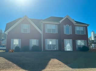 705 Queens Ct, Riverdale, GA 30296