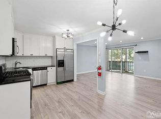 8 Sheffield Ct #8, North Brunswick, NJ