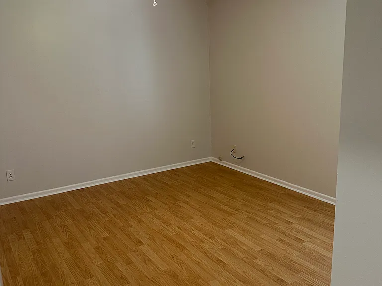 806 Lloyd Dr — Photo 13