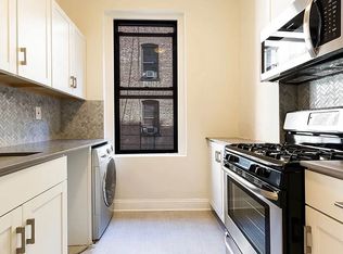 30-58 34th St #2E, Astoria, NY 11103