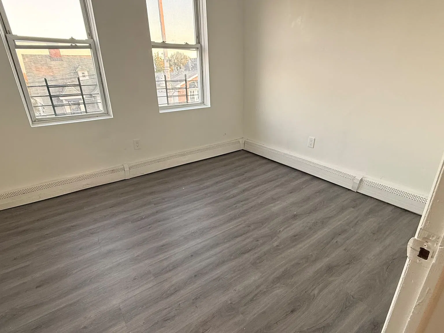 207 Arlington Ave — Photo 1