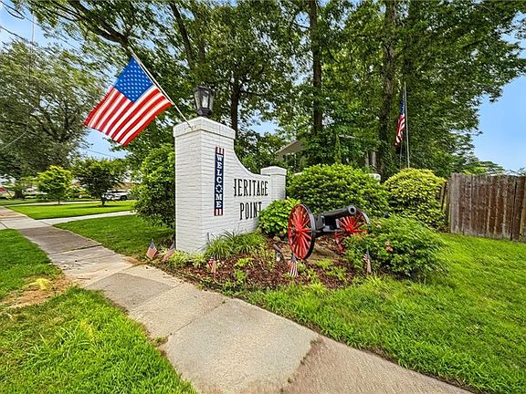 3rd image of 7688 Bull Run Ct
