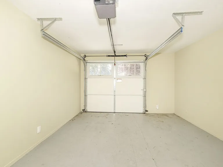 783 Fremont Ave — Photo 14