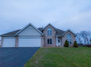 10895 Chicory Ridge Way, Roscoe, IL 61073