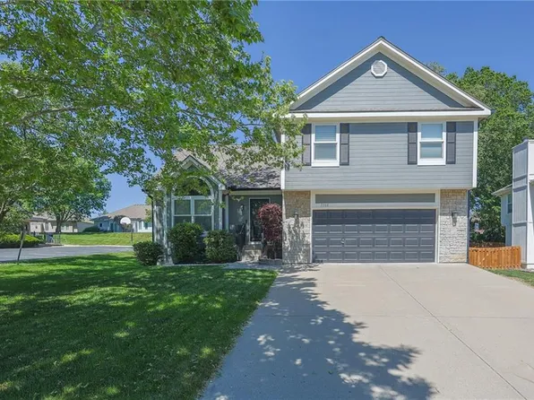 7500 N Oakland Ave, Kansas City, MO 64158