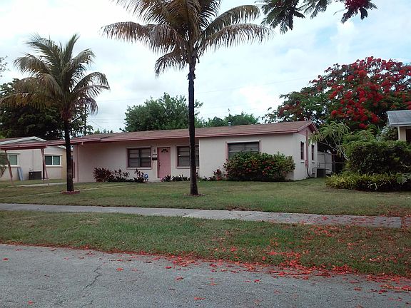 4th image of 10135 Montego Bay Dr