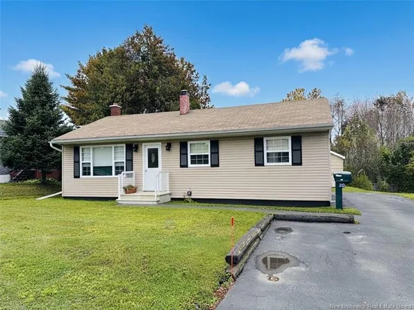 20 Marven Ave, Miramichi, NB E1N 1W9