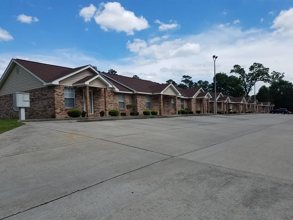335 Old Corinth Rd