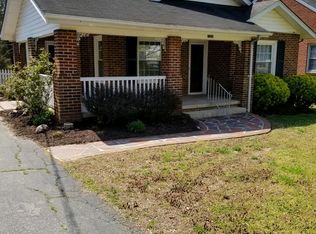 1229 Richardson Dr, Reidsville, NC 27320