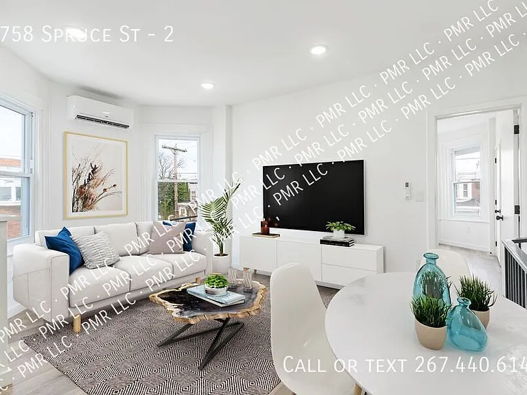 5758 Spruce St #2 — Photo 6