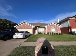 6721 Smallwood Dr, Arlington, TX 76001