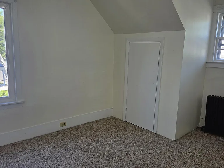 2nd Bedroom With Closet