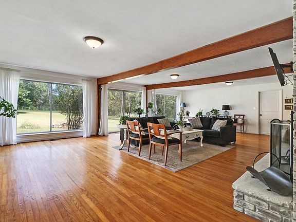 4th image of 274 Crank Rd