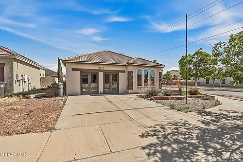 13470 Everingham St Photo 1