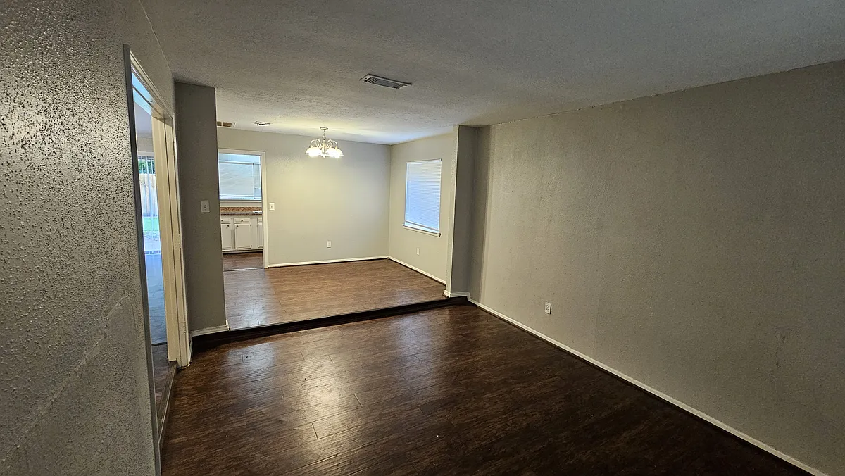 Building Photo - 4430 McCleester Dr